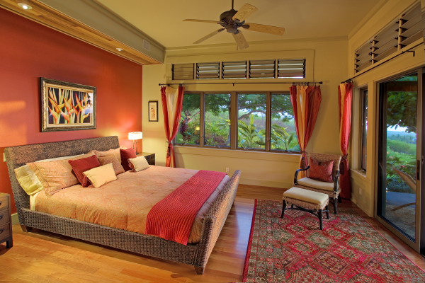 825978 NAPOOPOO RD,CAPTAIN COOK,HI,96704,USA
