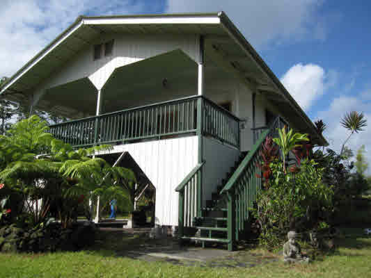 http://photos.hawaiiinformation.com/WebPhotos/0/06/245806301.jpg