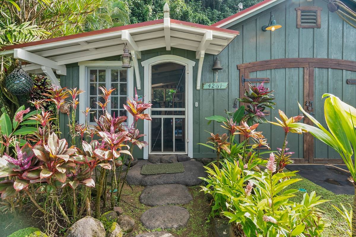 4261 ANINI RD #2 KILAUEA HI 96754