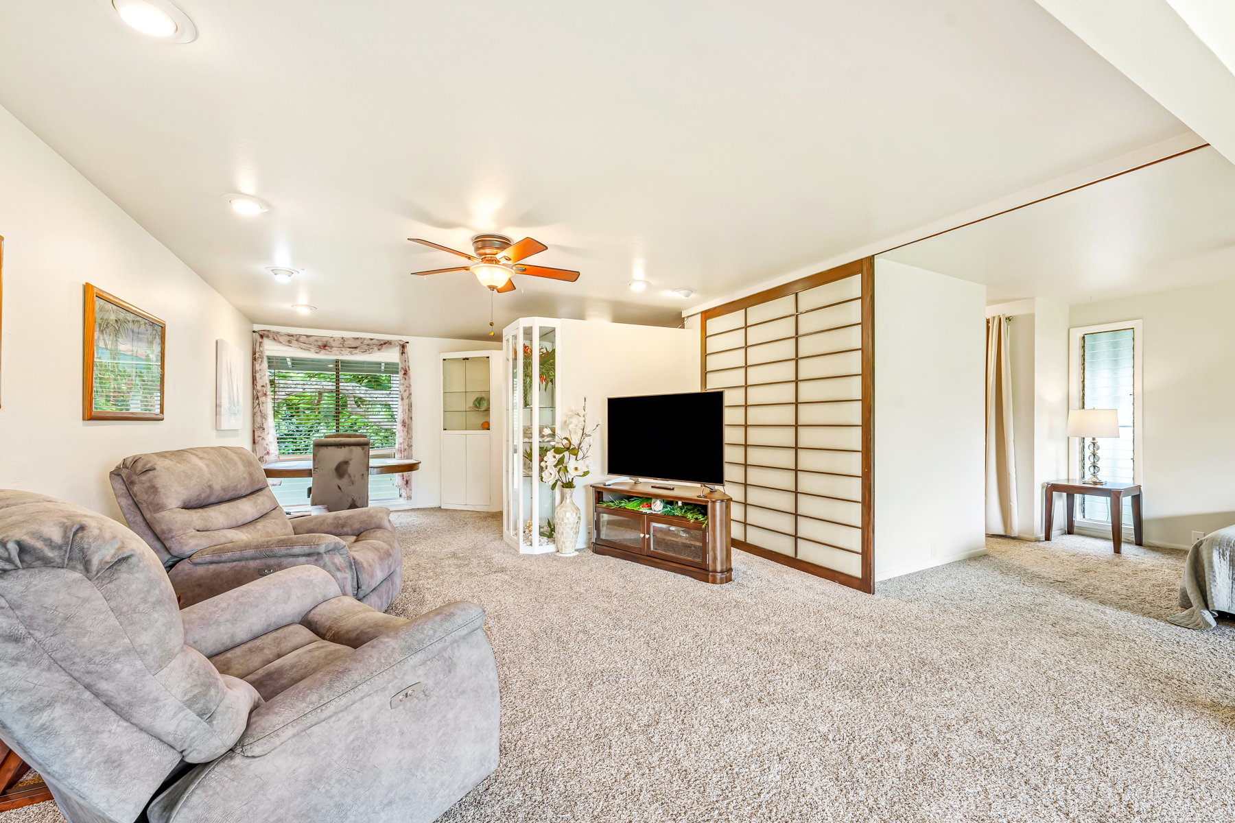 3057 POIPU RD #E20 KOLOA HI 96756