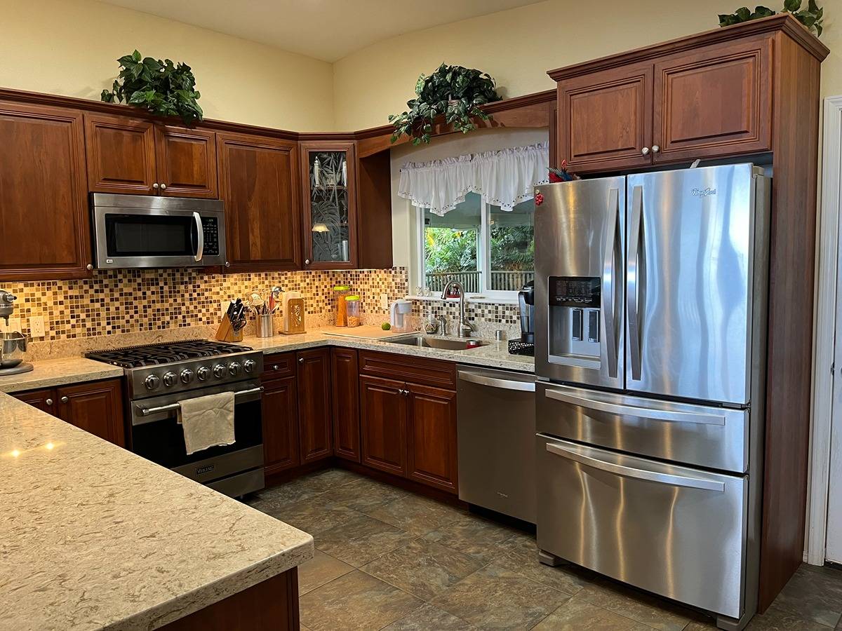 73-4329 IMO PL KAILUA-KONA HI 96740