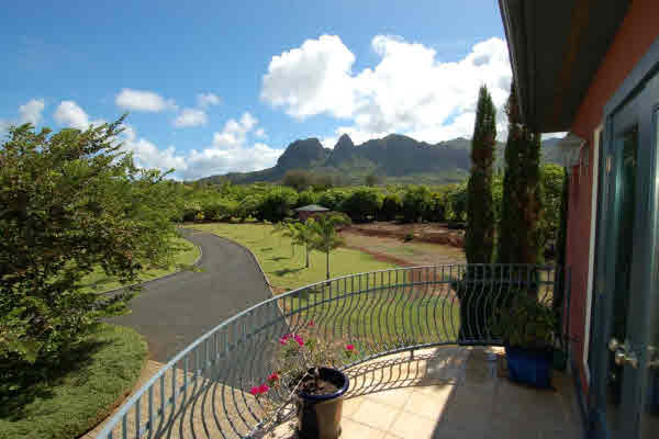 The Italian Riviera Meets Kauai- -Exquisite Villa by the Sea on Acreage