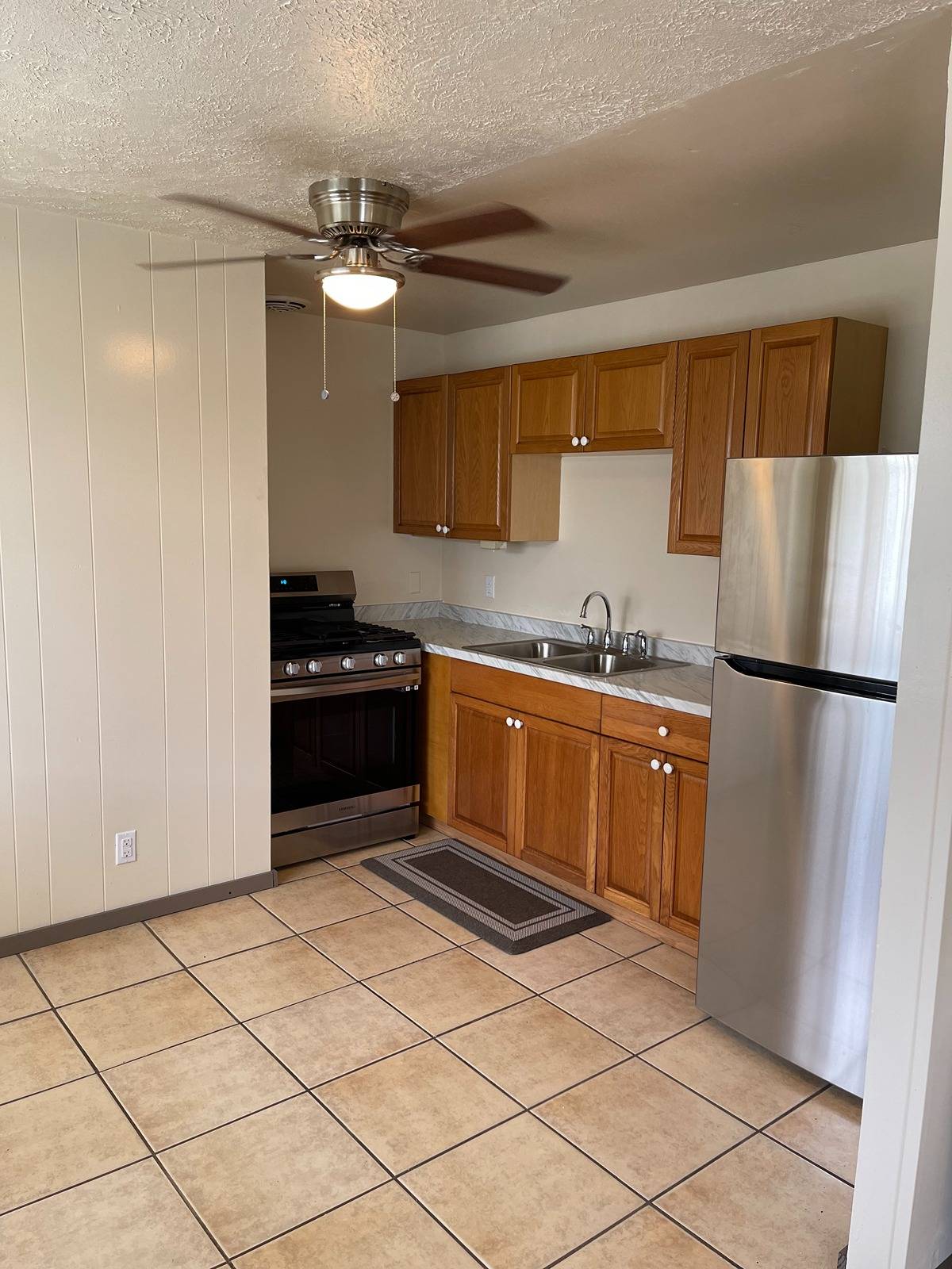 485 WAIANUENUE AVE #208A HILO HI 96720