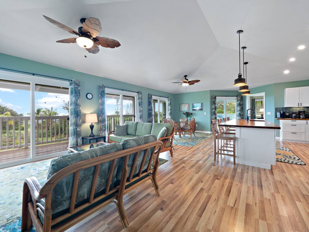94-1454 HEKAU ST NAALEHU HI 96772