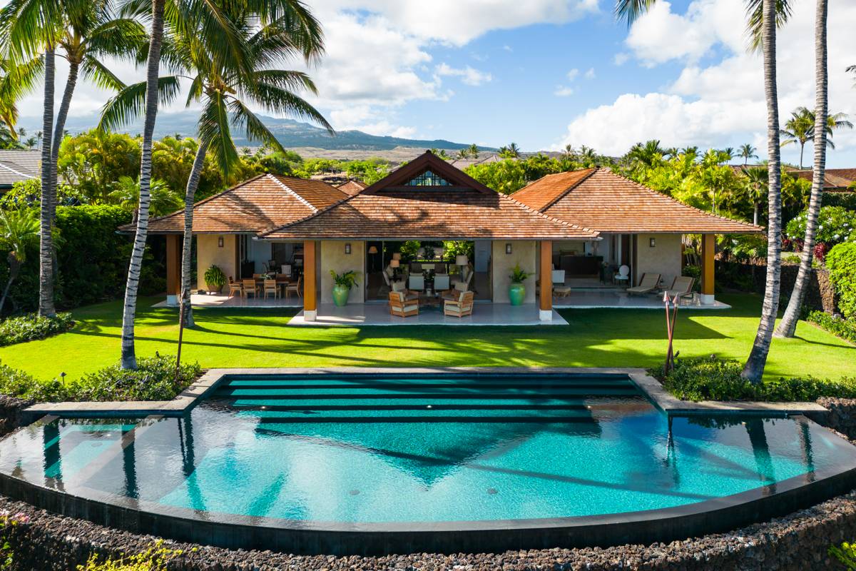 72-146 LAUEKI ST KAILUA-KONA HI 96740