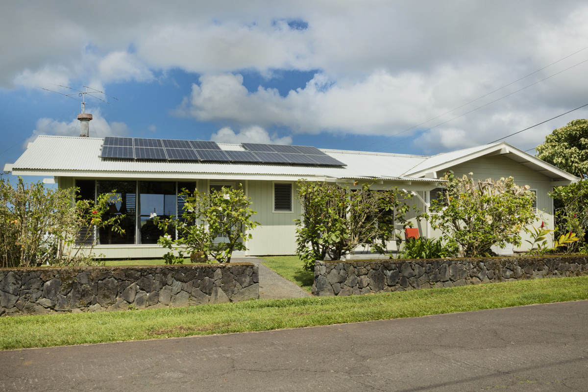 121 HOOKANO ST HILO HI 96720