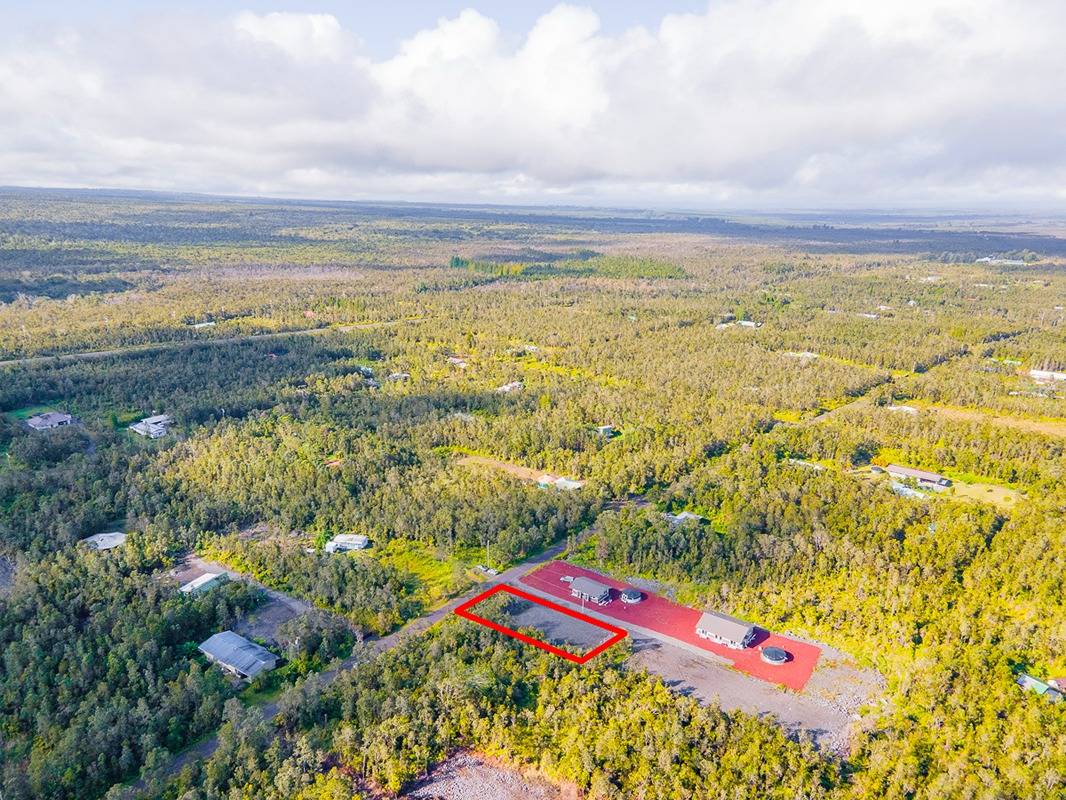 MOKUNA ST VOLCANO HI 96785