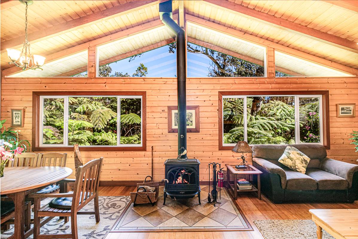 19-4237 KE KOA NUI ST VOLCANO HI 96785