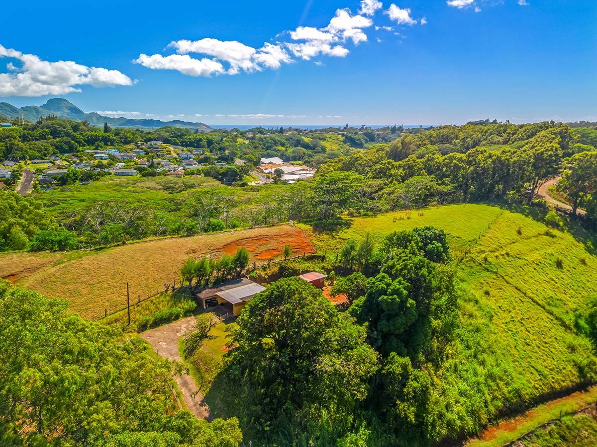 2-3210 KAUMUALII HWY KALAHEO HI 96741