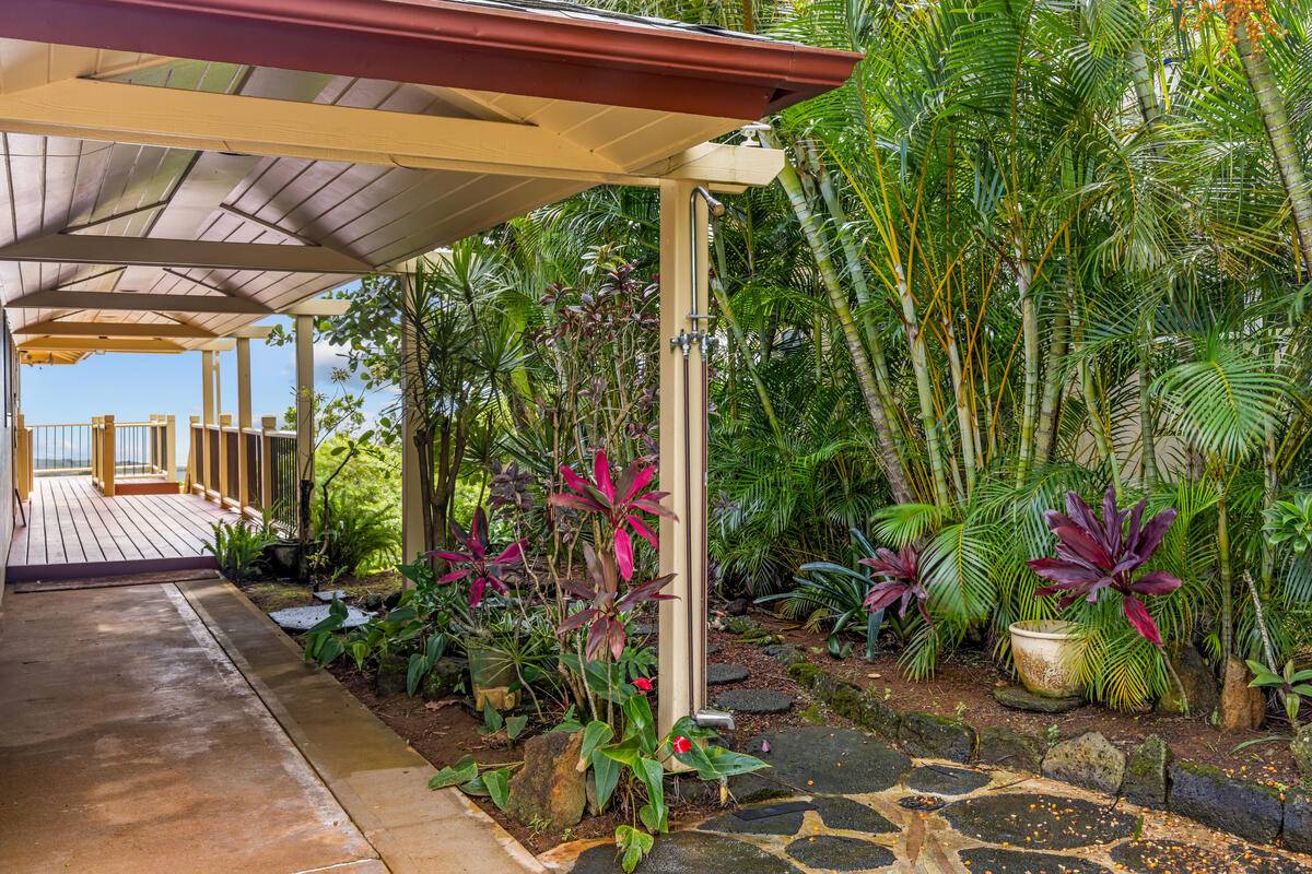 4270 KAI IKENA DR KALAHEO HI 96741