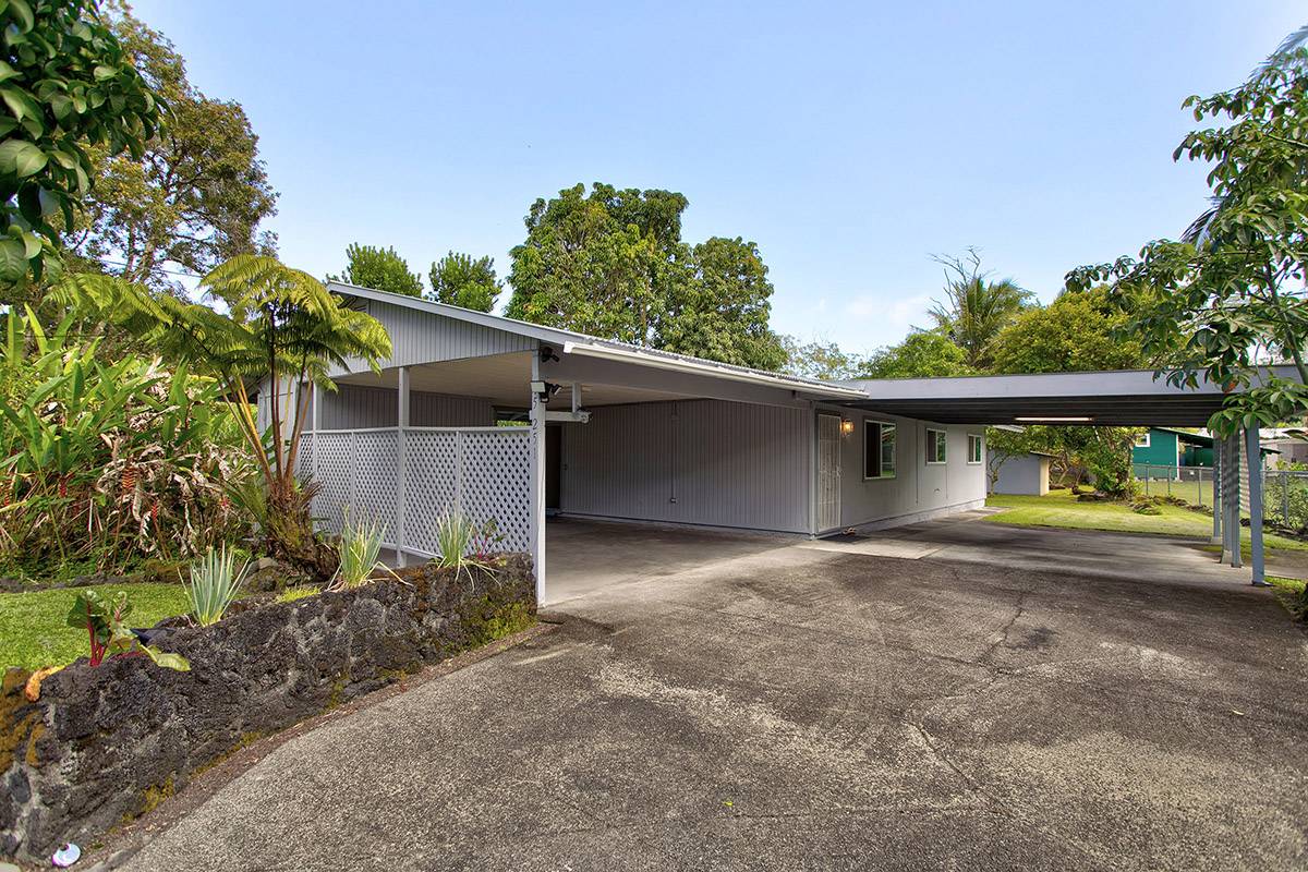 15-251 NORTH PUNI MAUKA LOOP PAHOA HI 96778