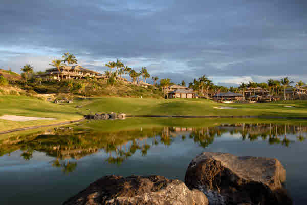 Golfer\'s Paradise. Private, par-3 practice golf course at Kauna\'oa.