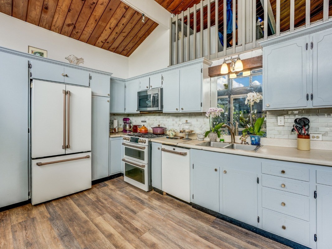 4232 KAMANE RD ANAHOLA HI 96703